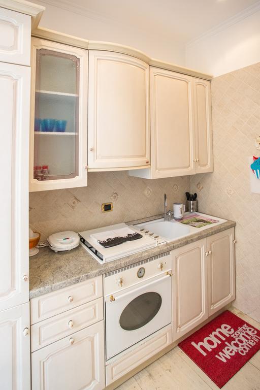 Appartamento La Finestra Su San Pietro Rome Room photo
